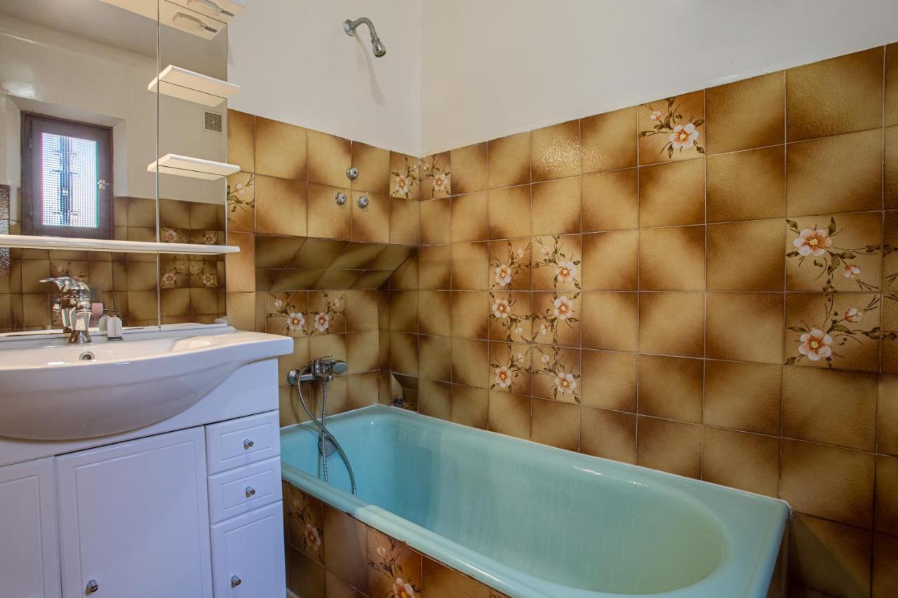 Appartement Lei Jas Sainte-Maxime Exterior foto
